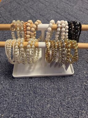 Bracelet bar